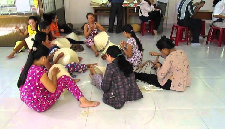 Làng nghề chằm nón lá Cần Thơ 1