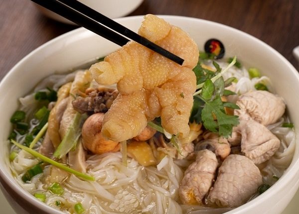 thuc-hu-thong-tin-2-to-pho-gan-600000-dong-tai-da-nang.