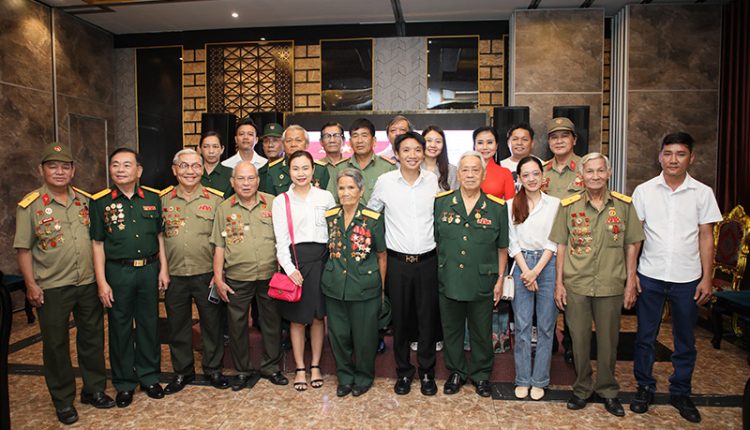 cong-ty-dai-the-gioi-phoi-hop-to-chuc-ky-niem-7