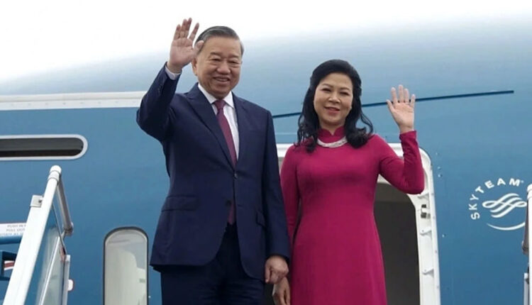 tong-bi-thu-to-lam-va-phu-nhan