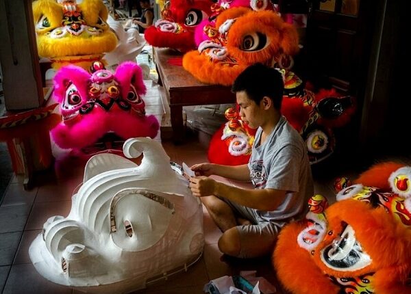 nghe-lam-dau-lan-o-hue-gin-giu-tinh-hoa-truyen-thong-hang-tram-nam-3